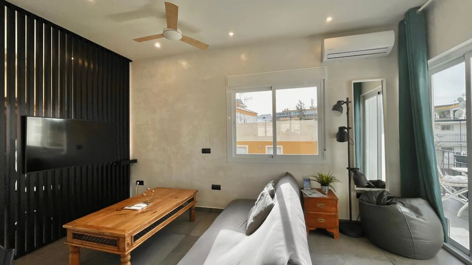 Lafrenchtouch - Moderno Y Centrico En Torremolinos Apartment